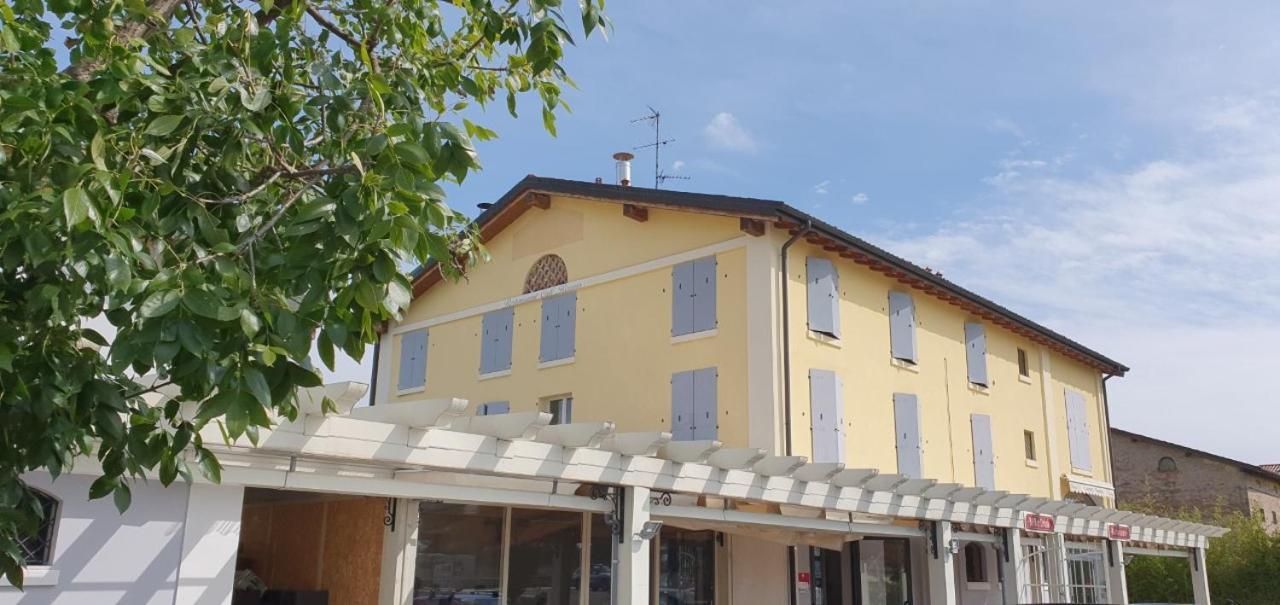 Il Borgo Hotel Modena Bagian luar foto